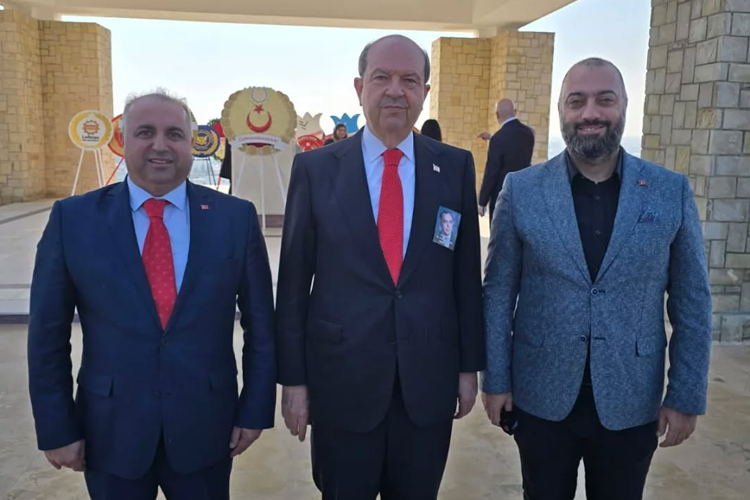 BAŞKANIMIZ FEVZİ DURMUŞ, MERHUM FAZIL KÜÇÜK’Ü ANMA TÖRENİNE KATILDI